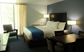 Travelodge By Wyndham Water'S Edge Hotel - Racine